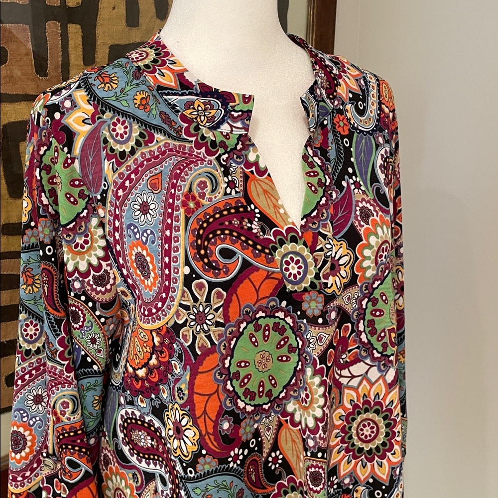 Dear Scarlett Multicolor Paisley Blouse - Picture 2 of 6